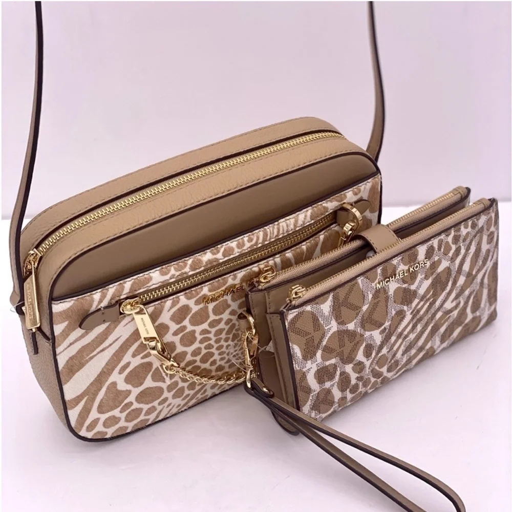 Michael Kors EW Zip Chain Crossbody And Wallet Set